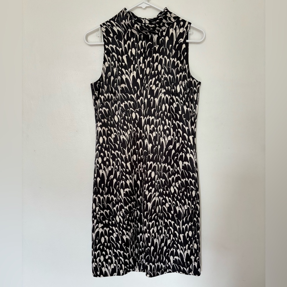 Tahari ASL Black and Cream Mini Shift Dress